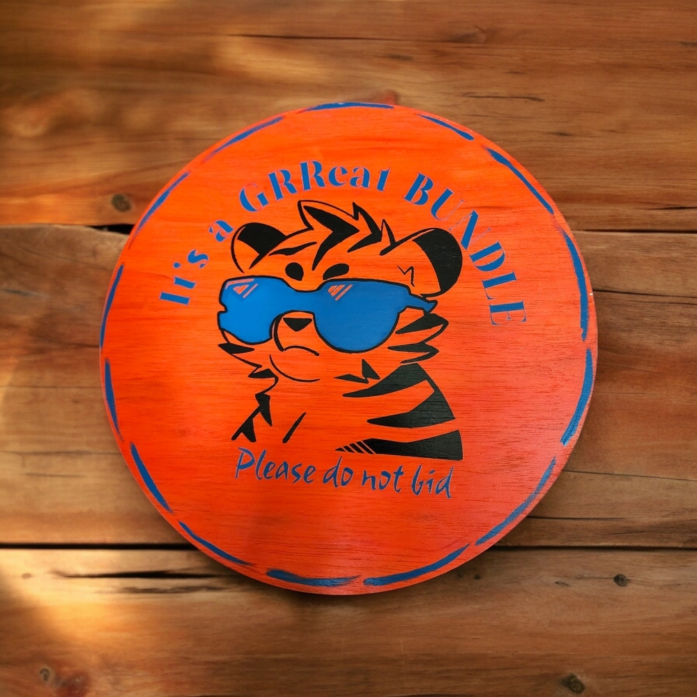 Share Show Hosts handpainted sign Tiger: It's A GRReat Bundle please do …